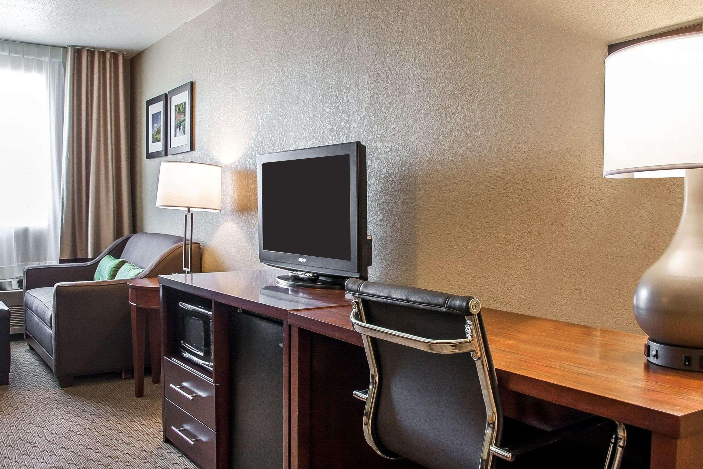 Comfort Inn Fergus Falls Eksteriør bilde